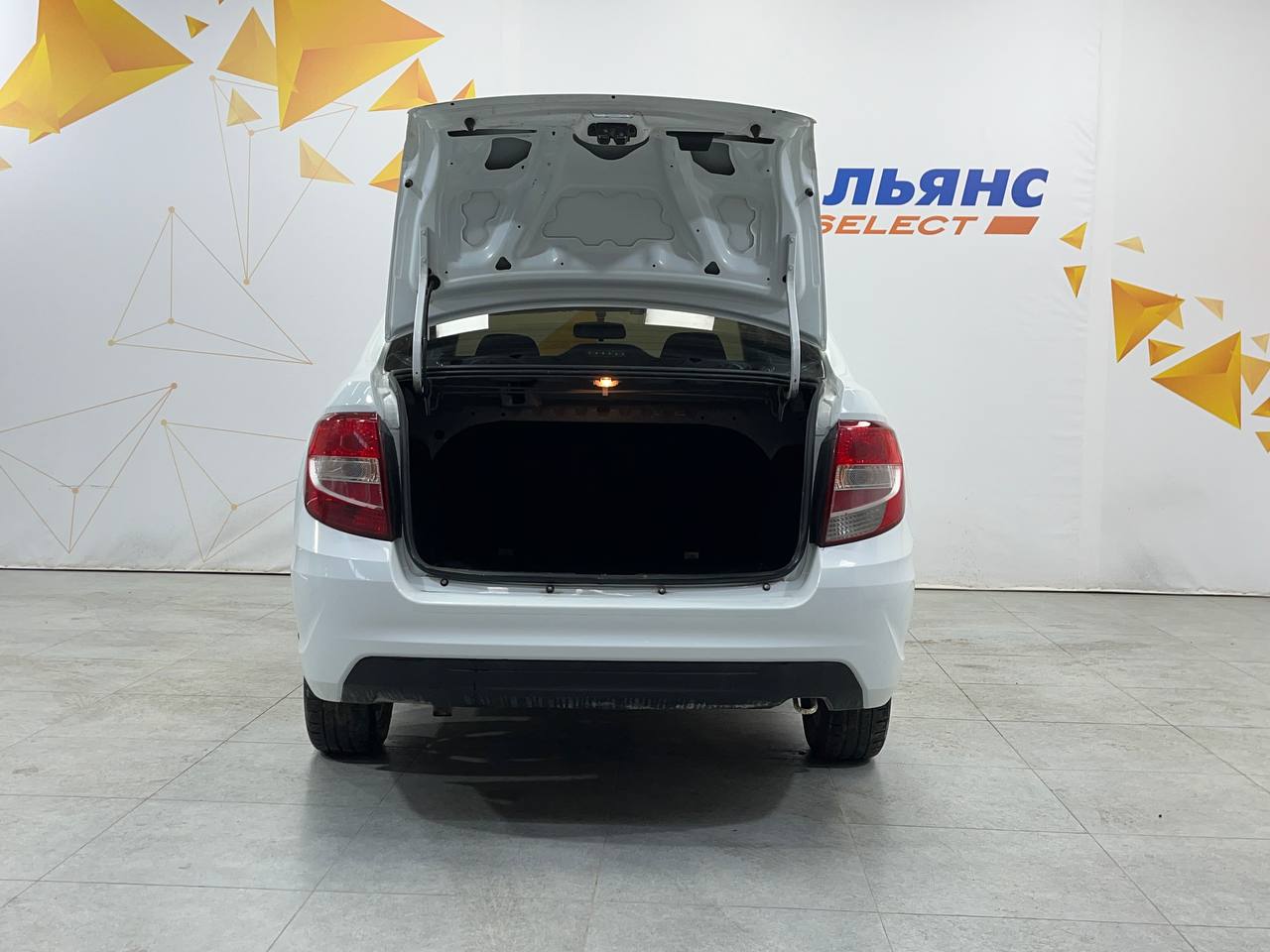 LADA GRANTA