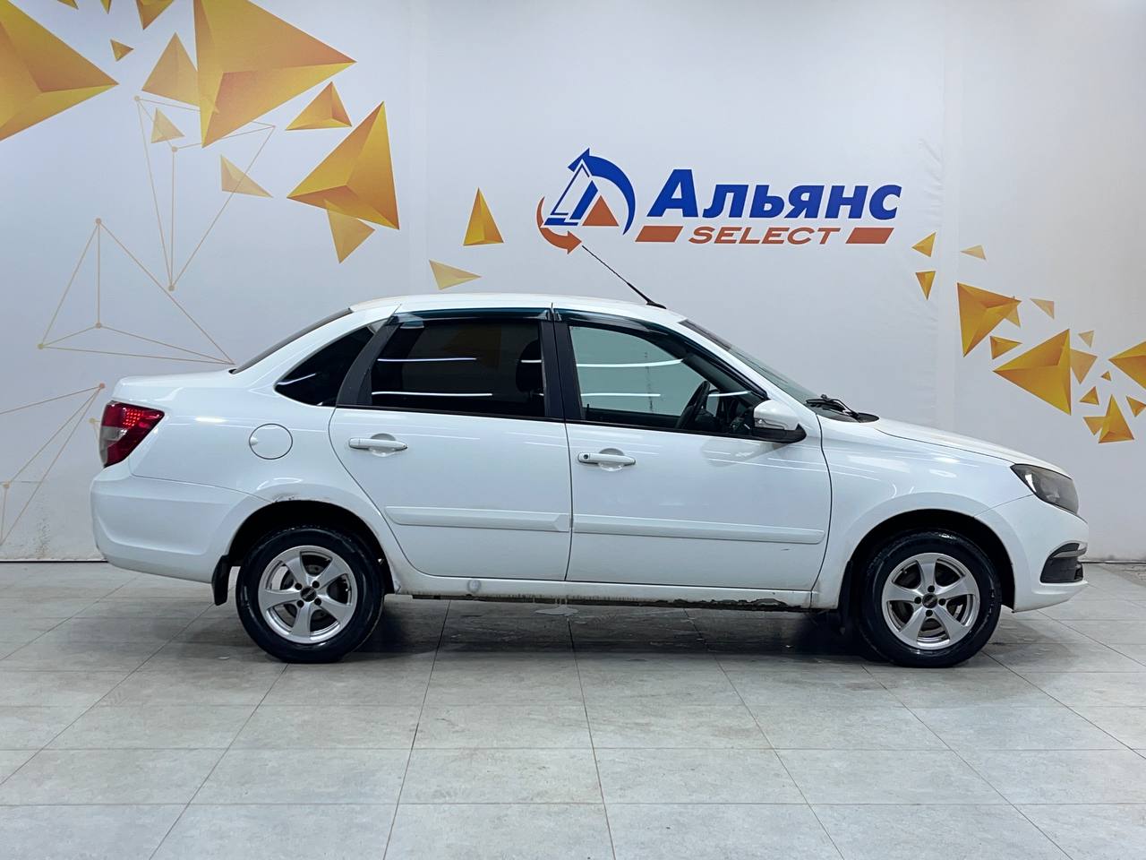 LADA GRANTA