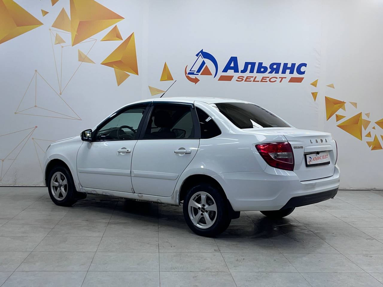 LADA GRANTA