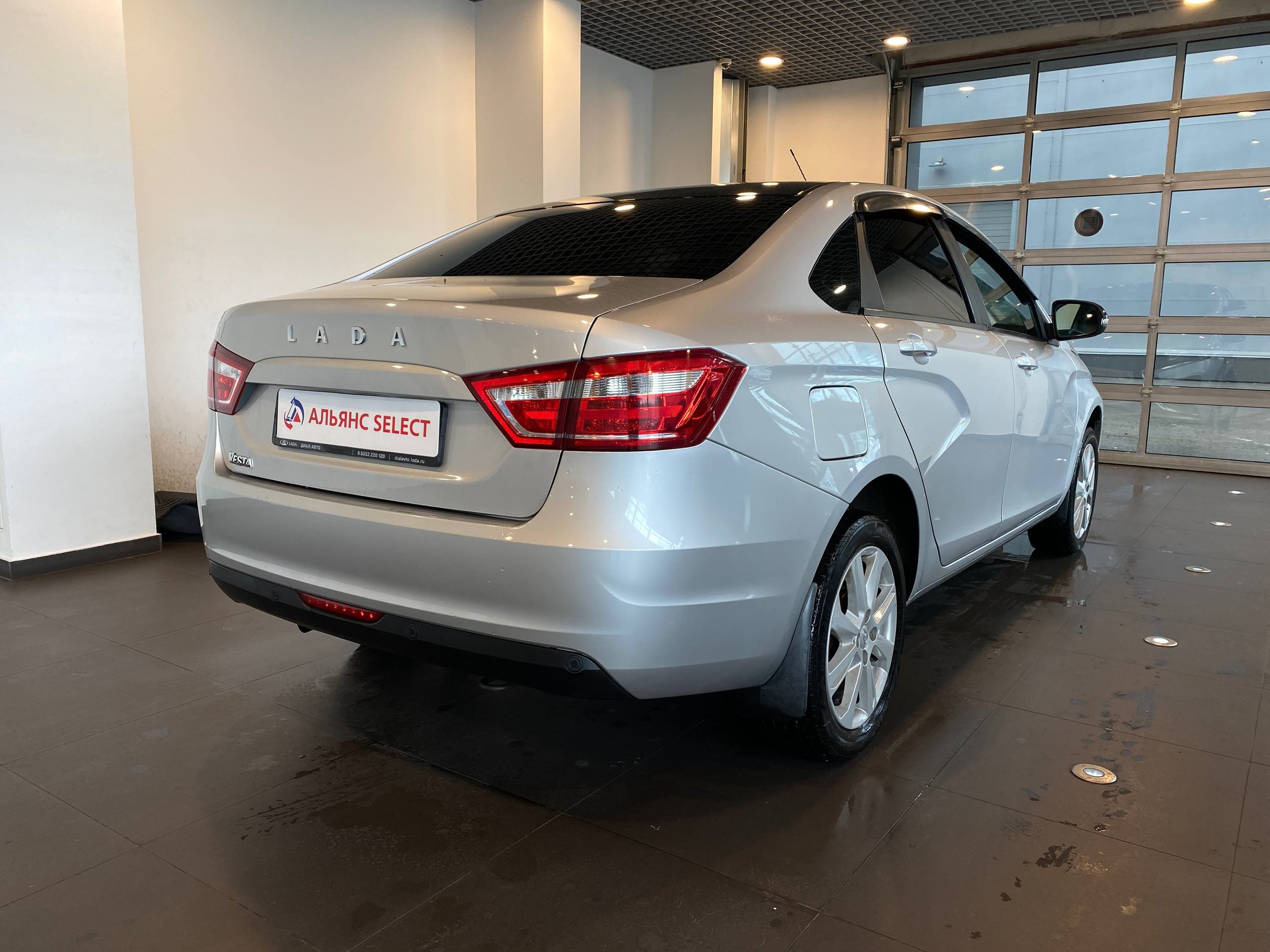LADA VESTA