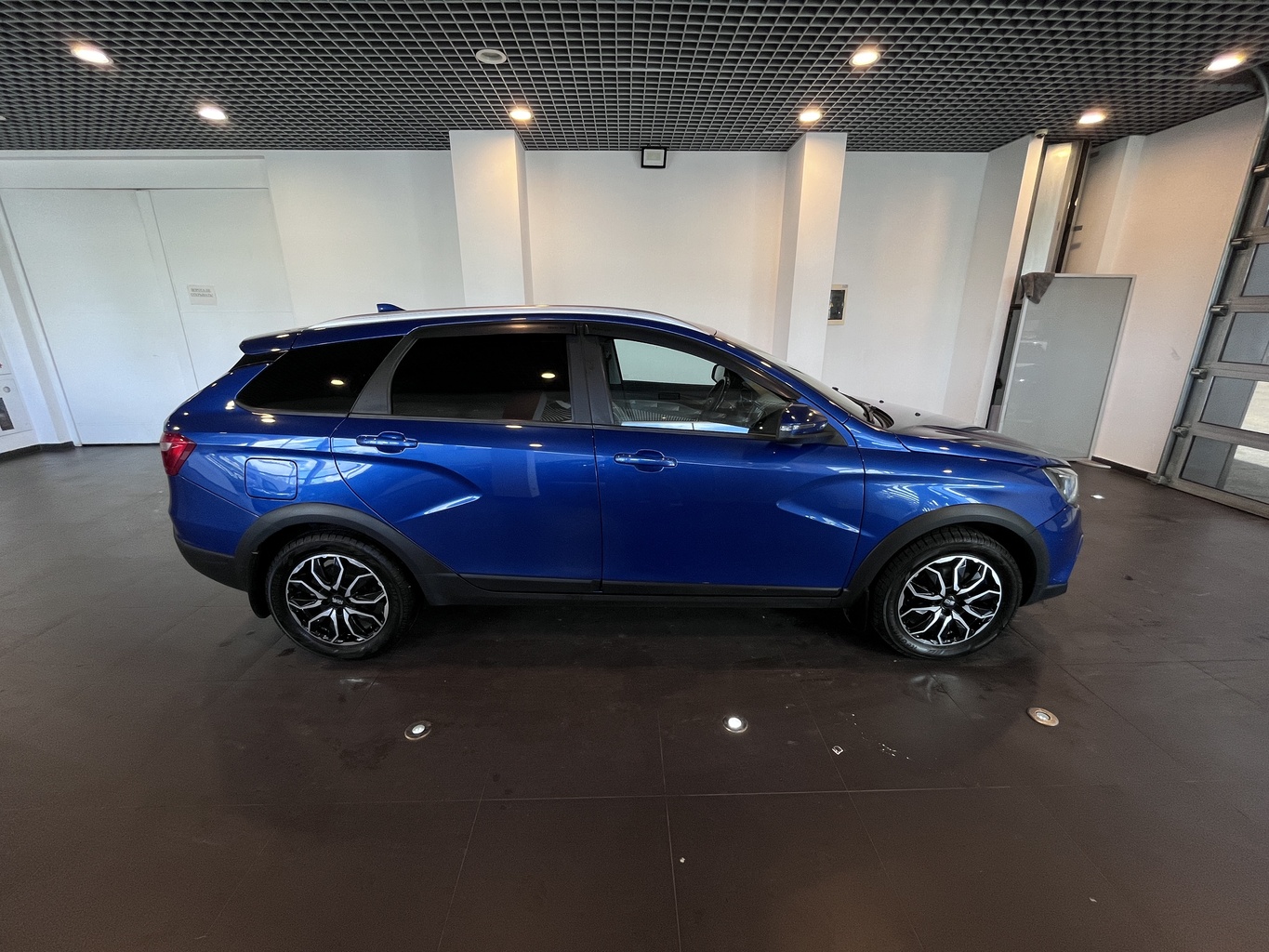 LADA VESTA