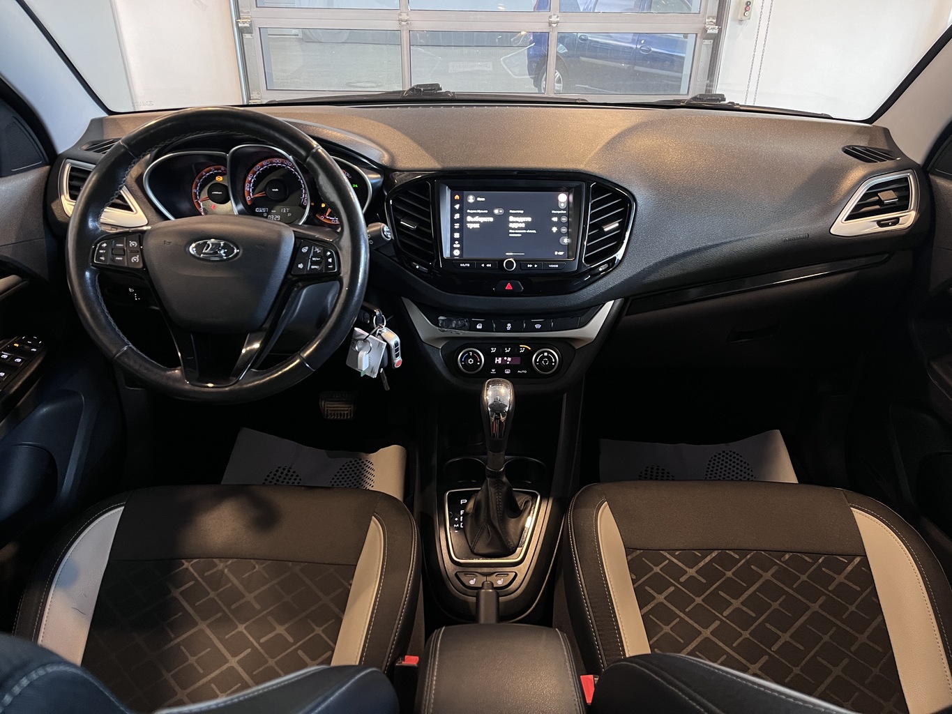 LADA VESTA
