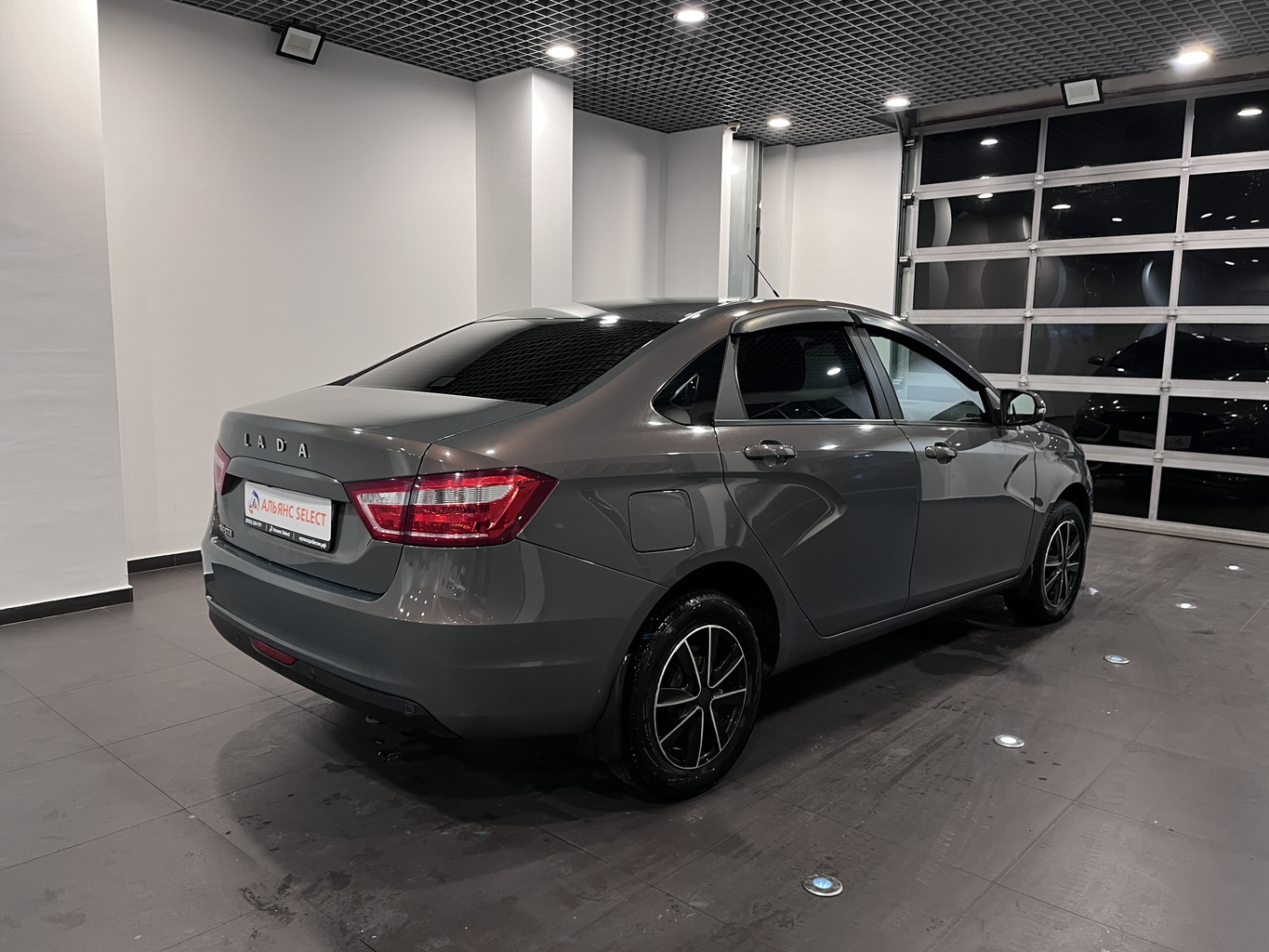 LADA VESTA