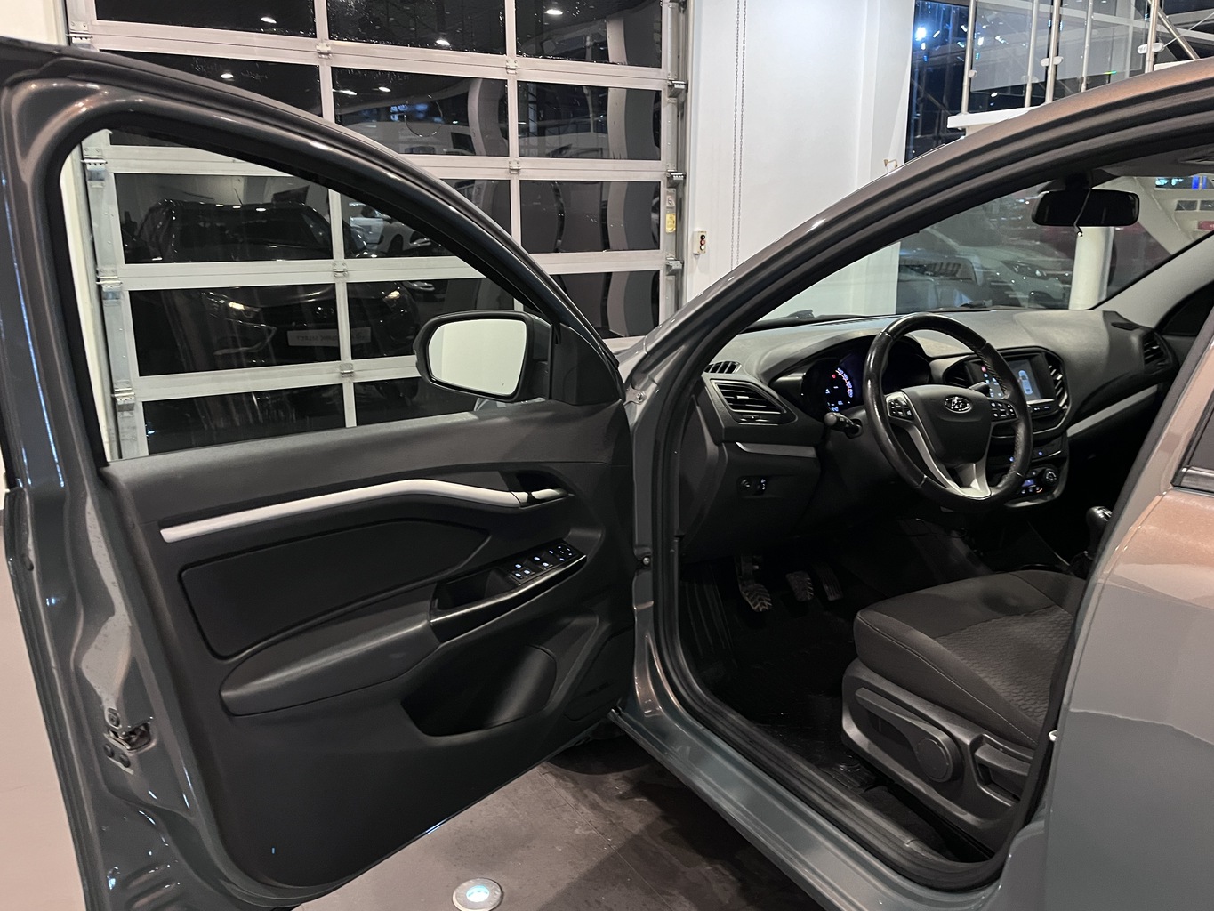 LADA VESTA