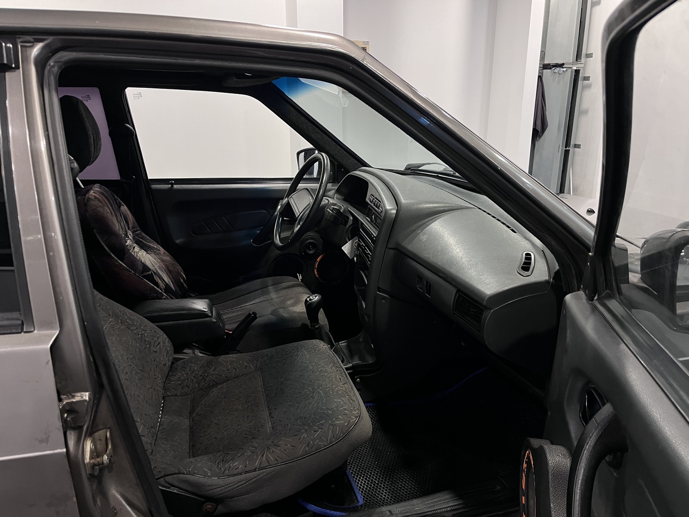 LADA 2114