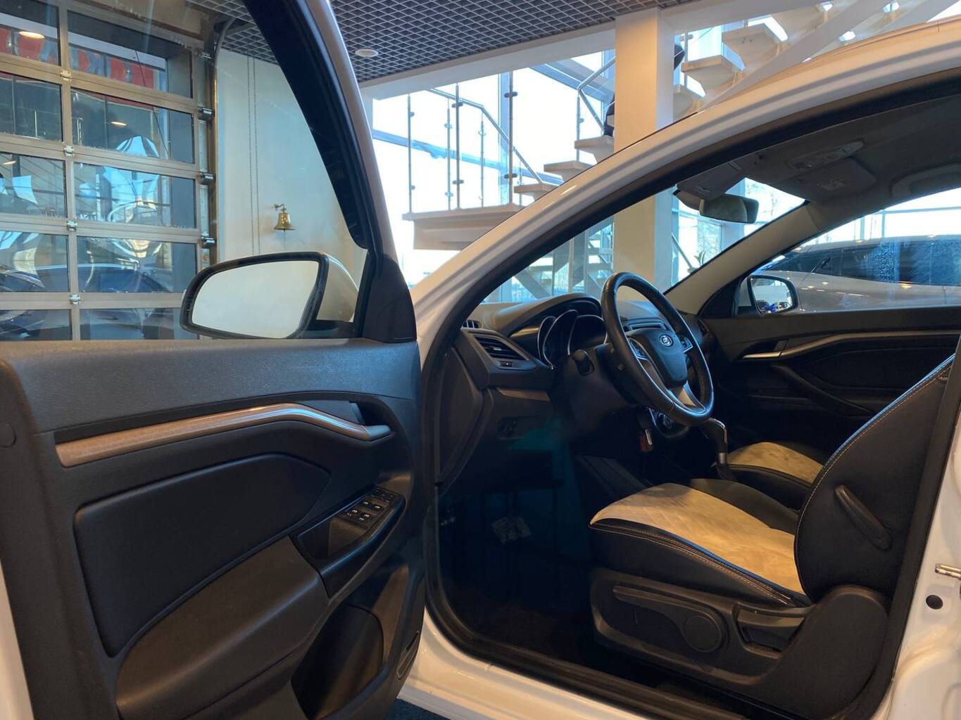 LADA VESTA