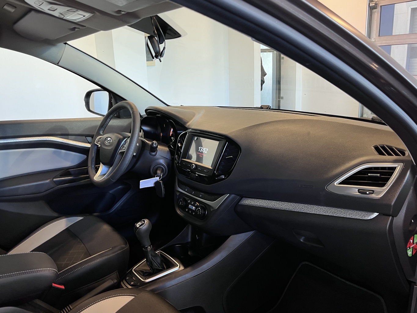 LADA VESTA