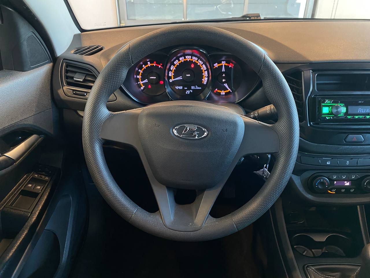 LADA VESTA
