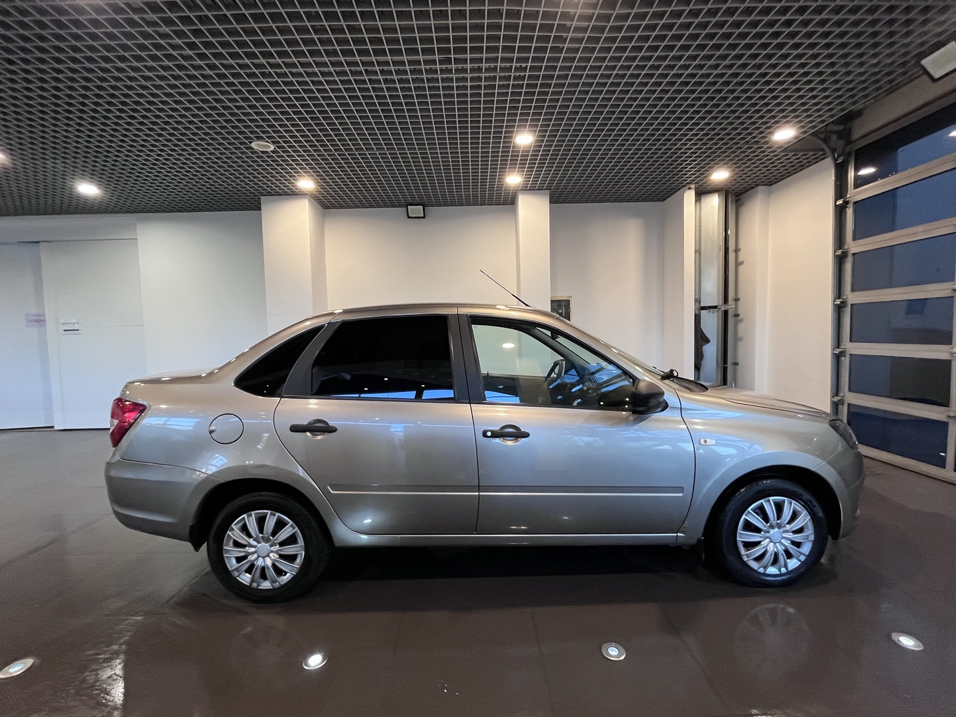 LADA GRANTA