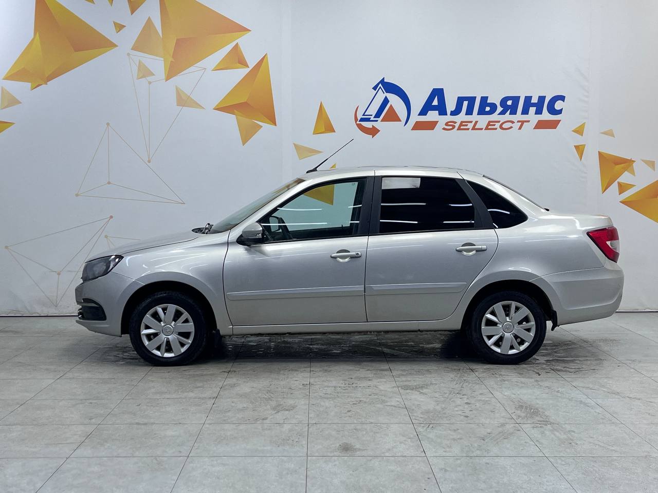 LADA GRANTA