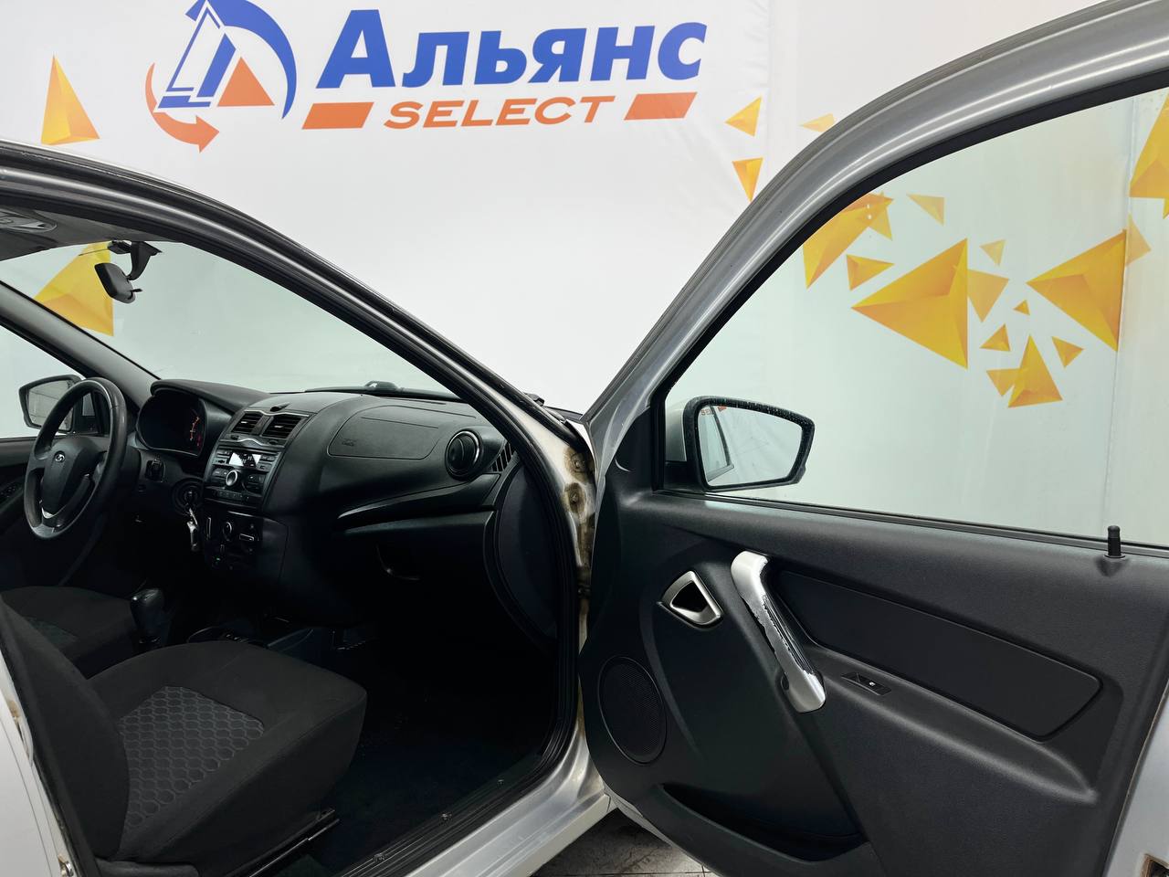 LADA GRANTA