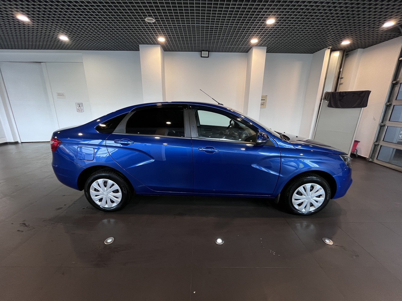 LADA VESTA