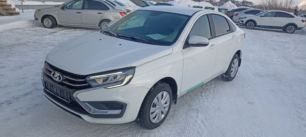 LADA VESTA