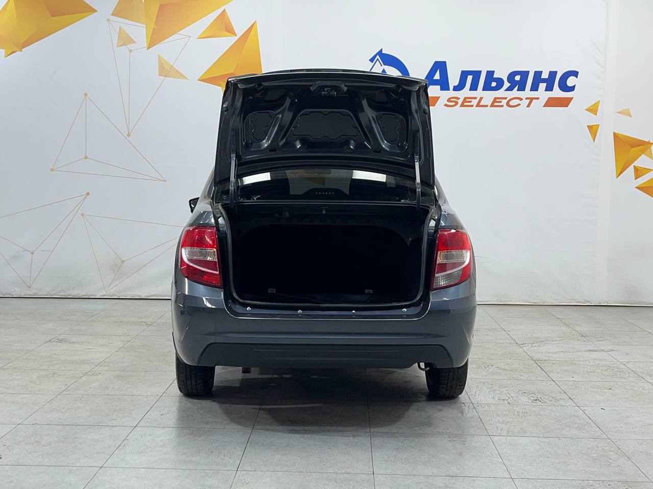 LADA GRANTA