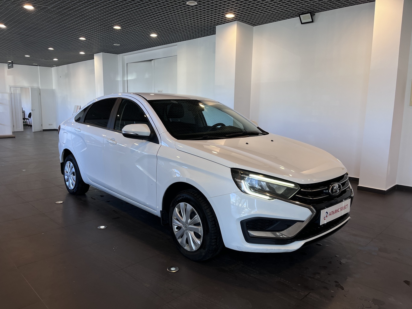 LADA VESTA