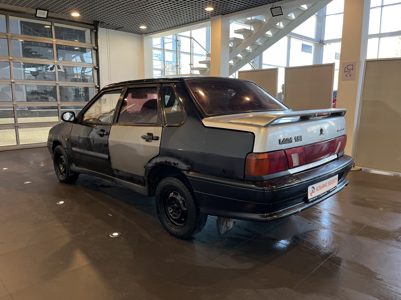 LADA 2115