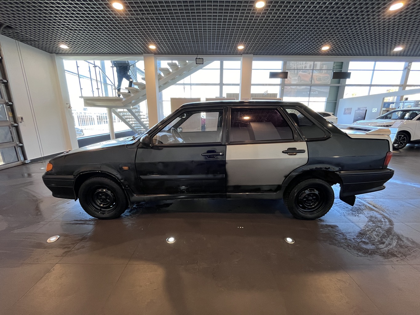 LADA 2115