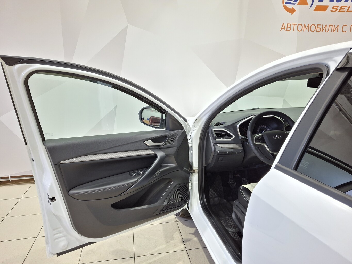 LADA VESTA