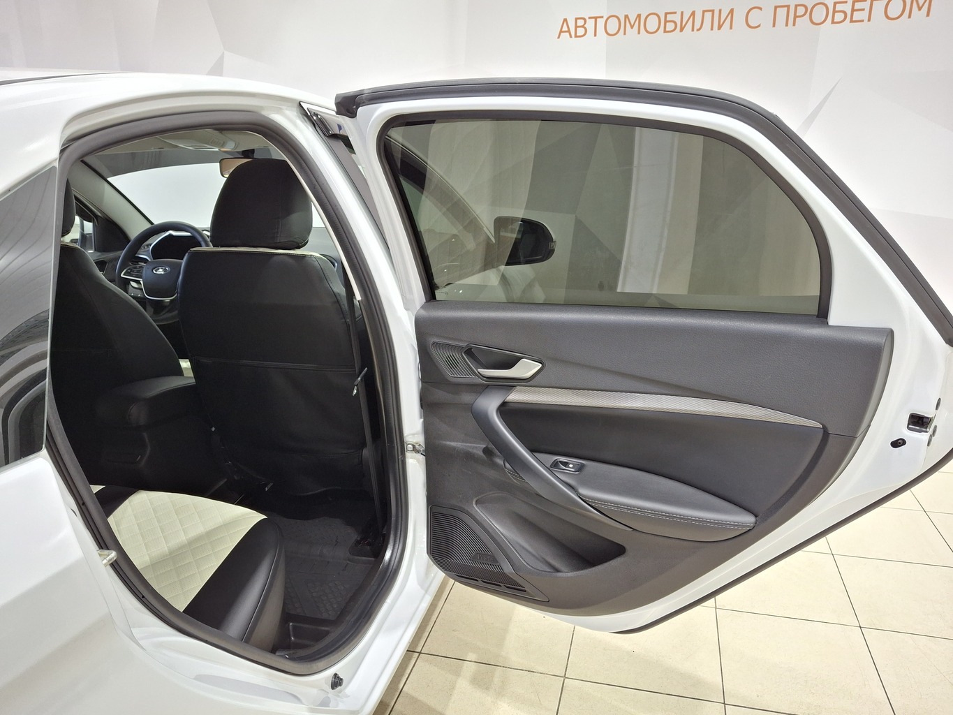 LADA VESTA