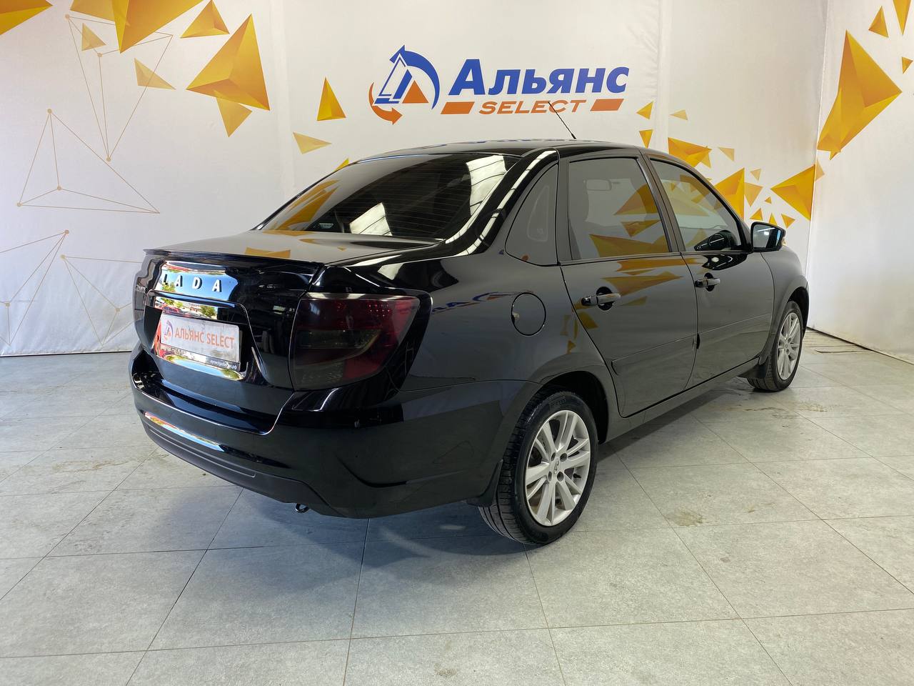 LADA GRANTA