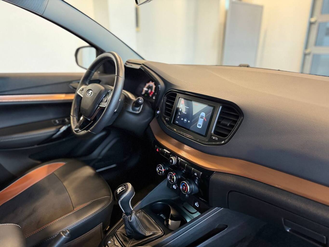 LADA VESTA
