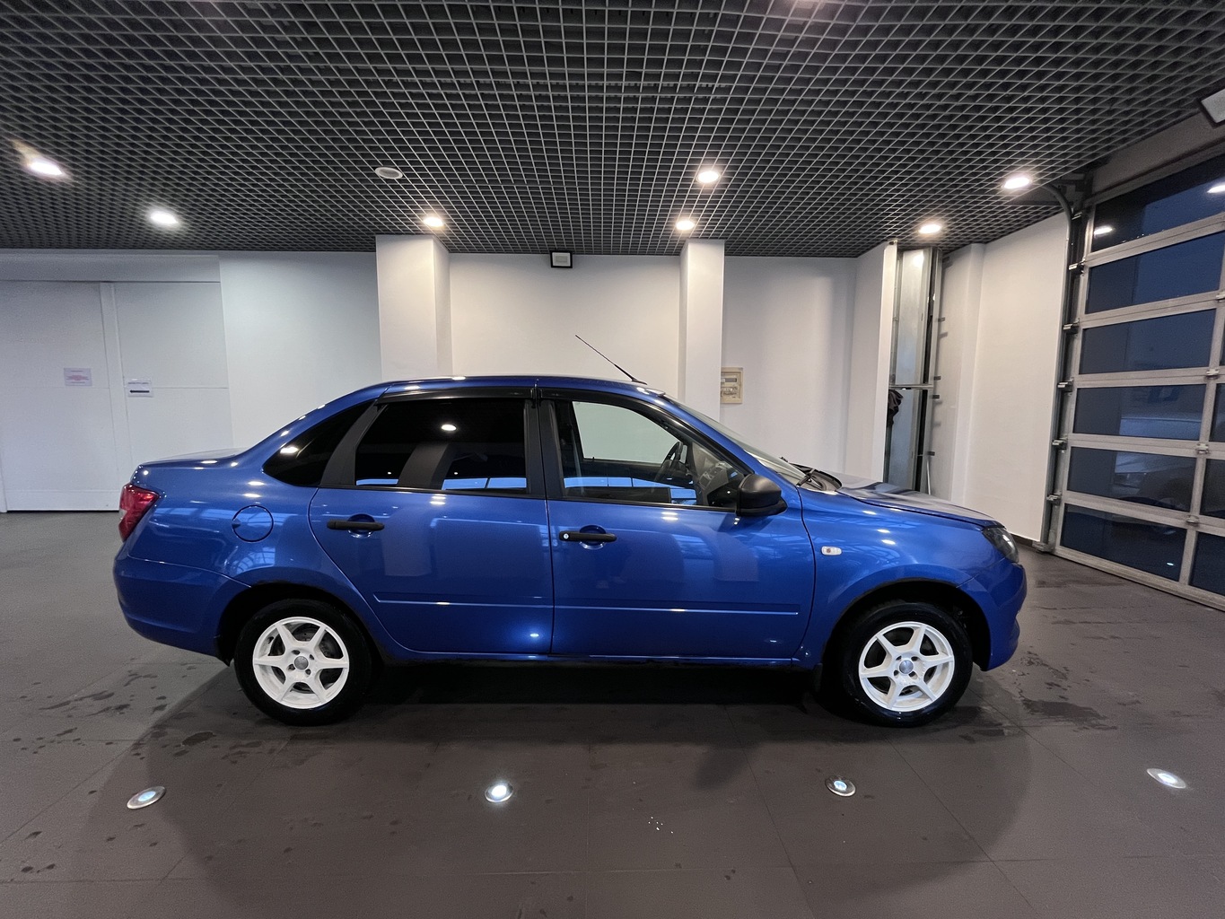 LADA GRANTA