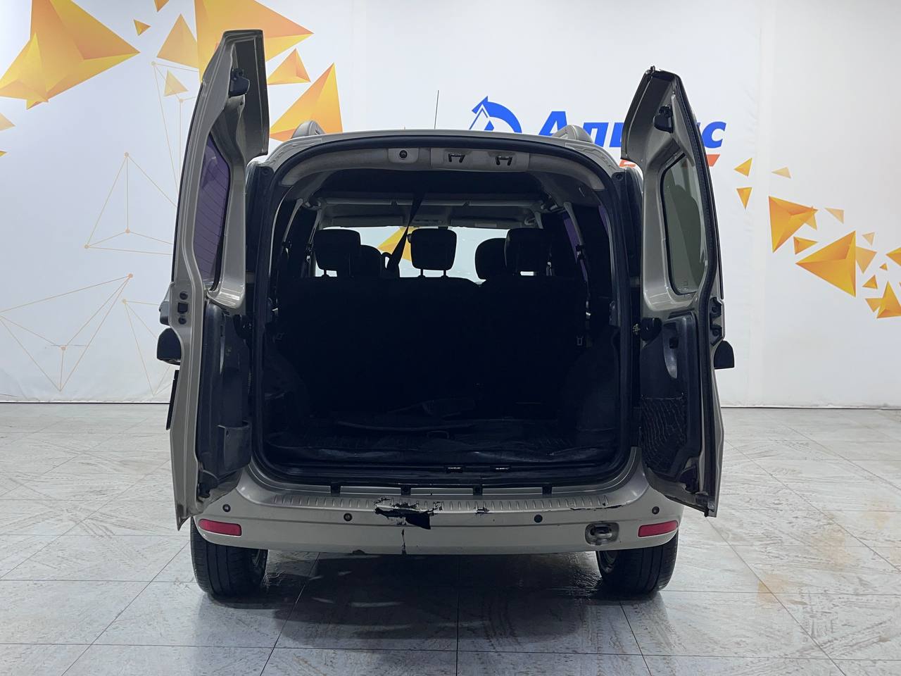 LADA LARGUS
