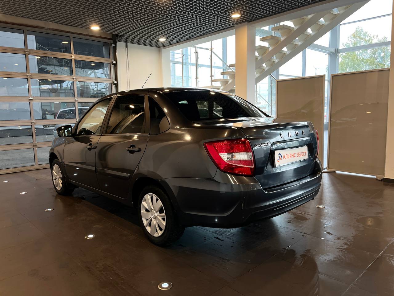 LADA GRANTA