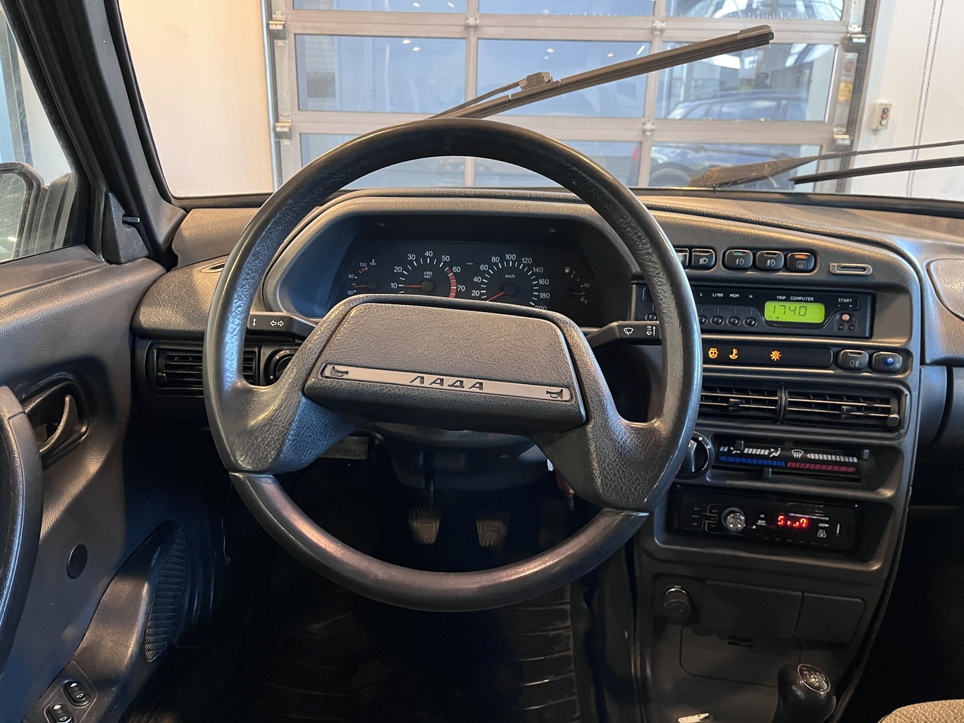 LADA 2115