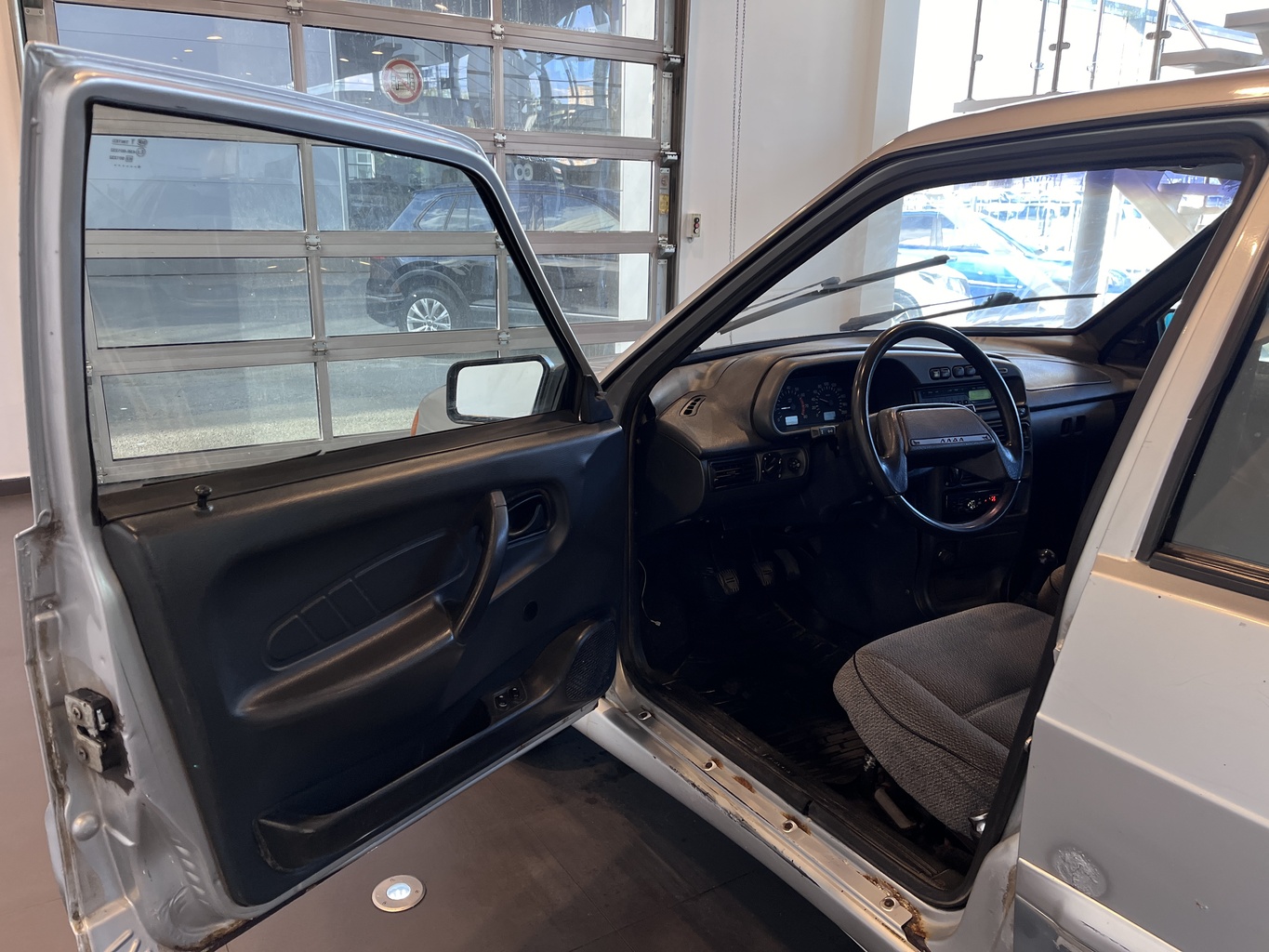 LADA 2115