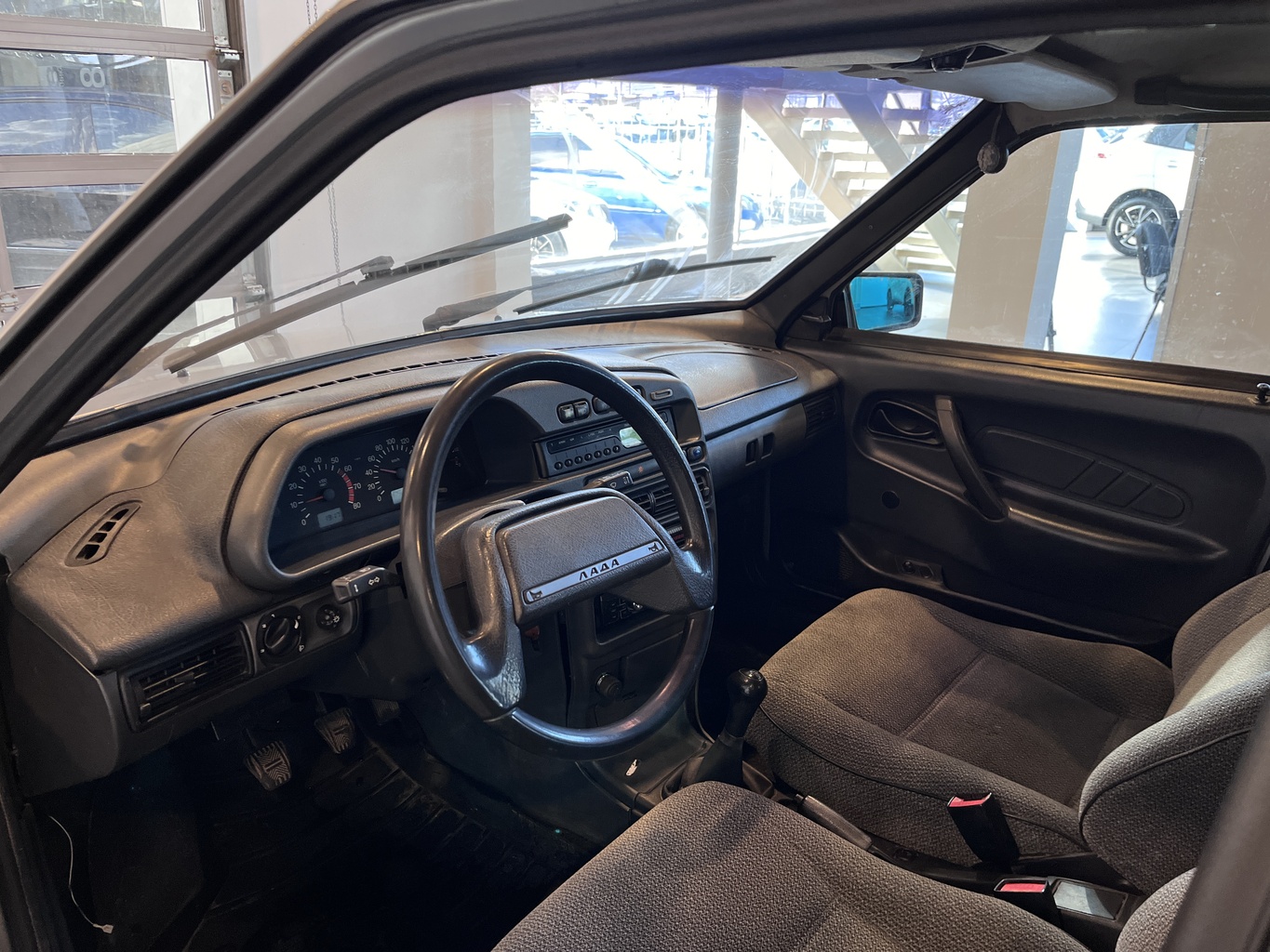 LADA 2115