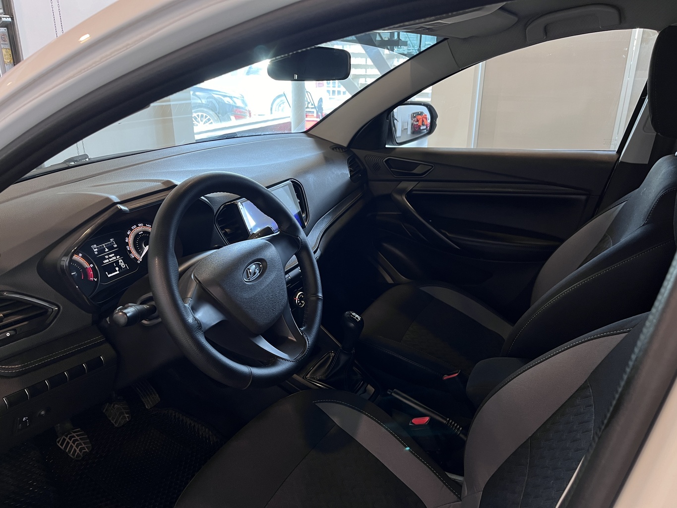 LADA VESTA