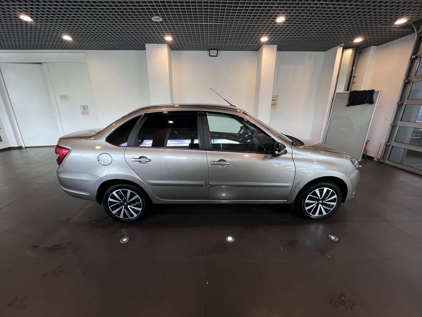 LADA GRANTA