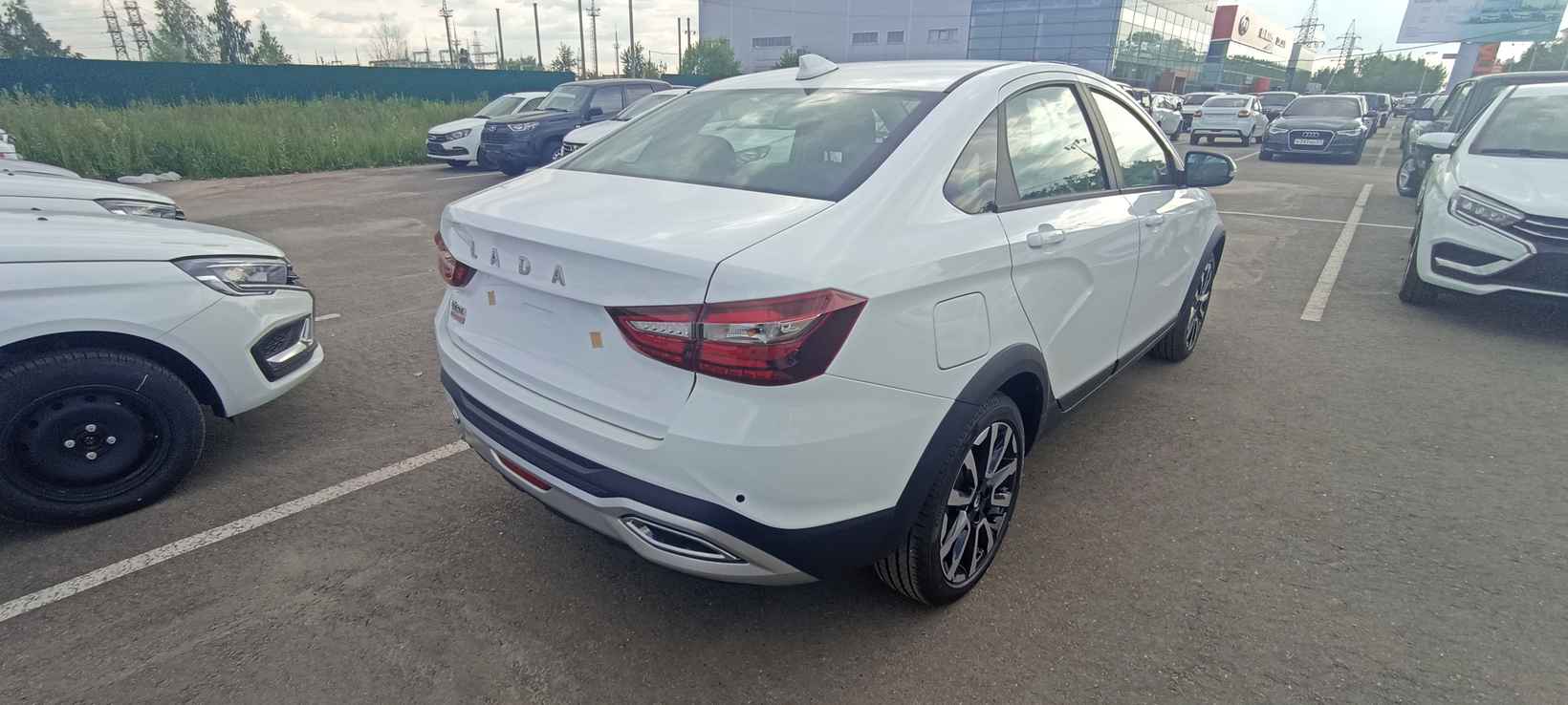 LADA VESTA