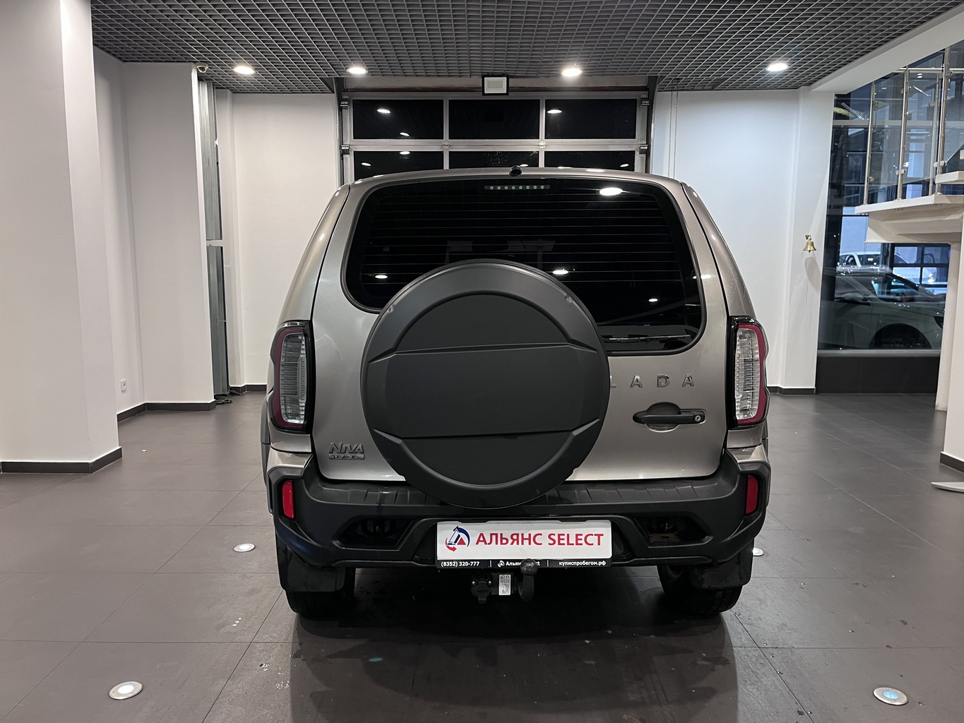 LADA NIVA TRAVEL