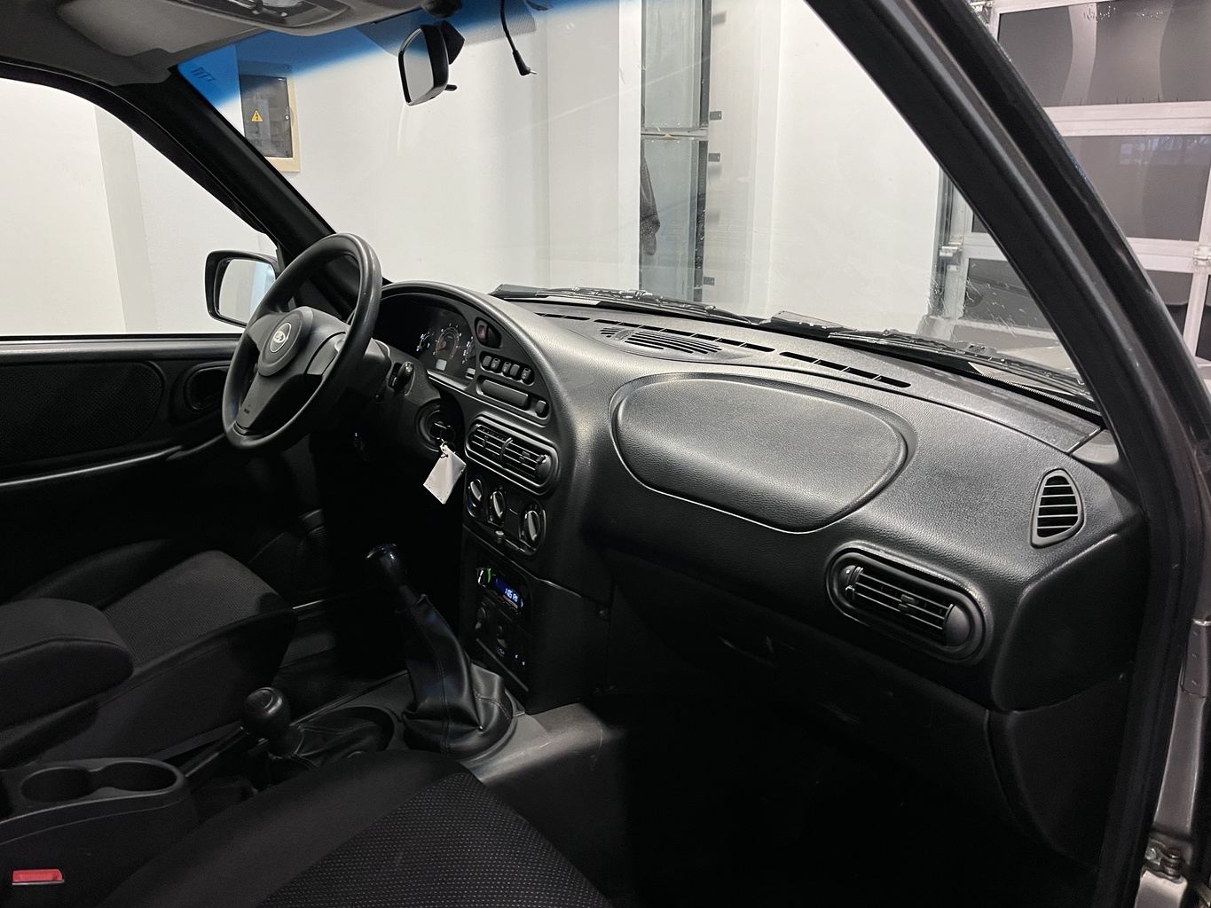 LADA NIVA TRAVEL