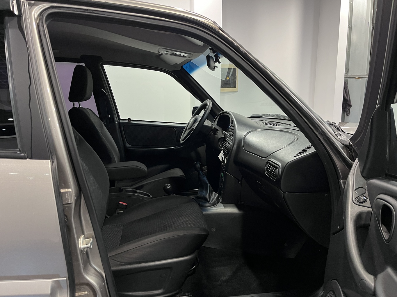 LADA NIVA TRAVEL