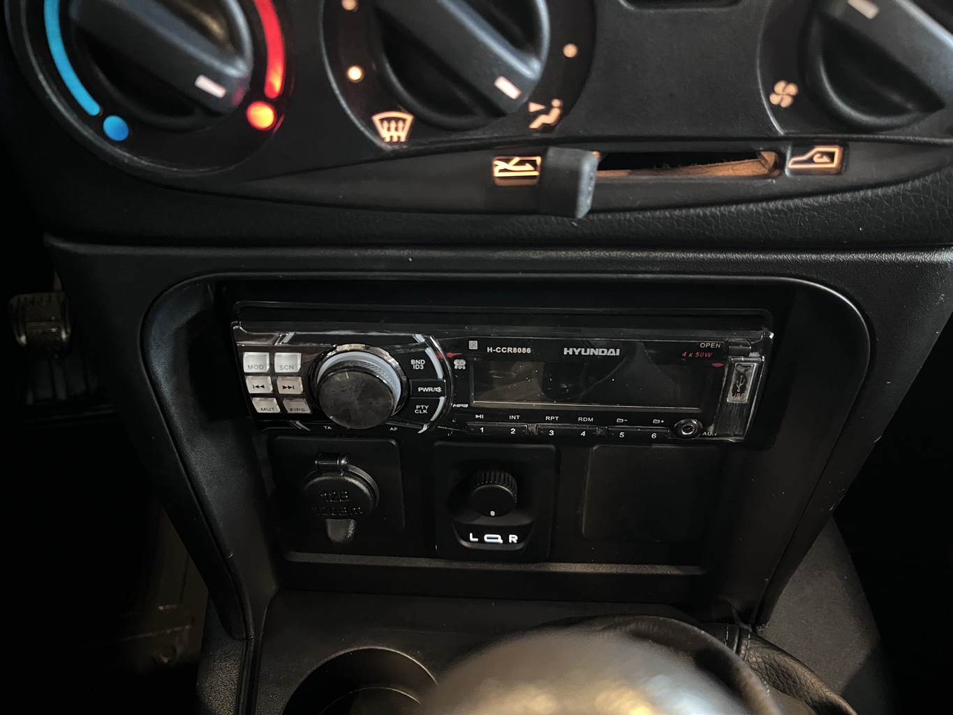 LADA NIVA TRAVEL