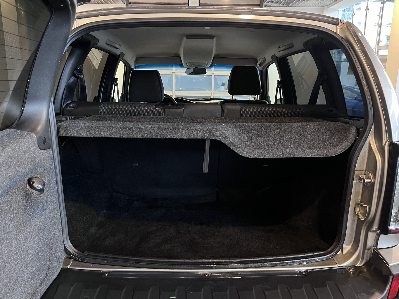 LADA NIVA TRAVEL