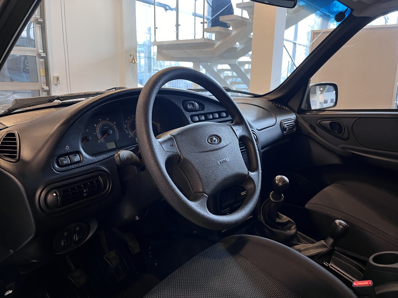 LADA NIVA TRAVEL