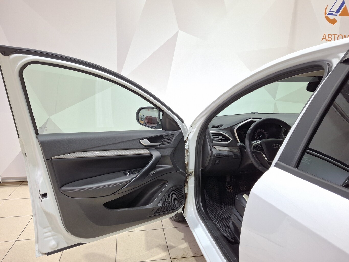 LADA VESTA