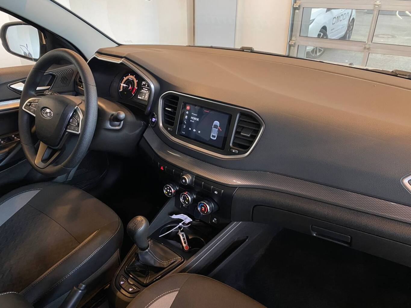LADA VESTA