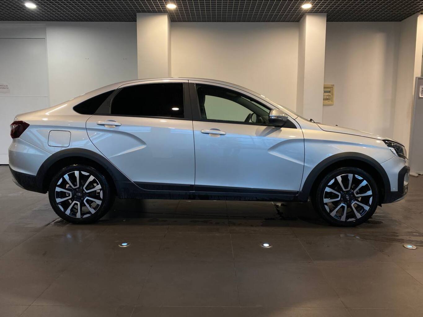 LADA VESTA