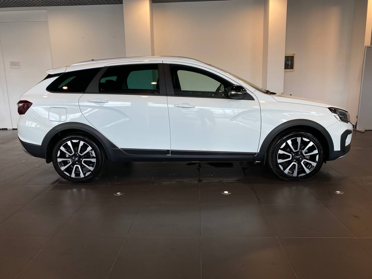 LADA VESTA