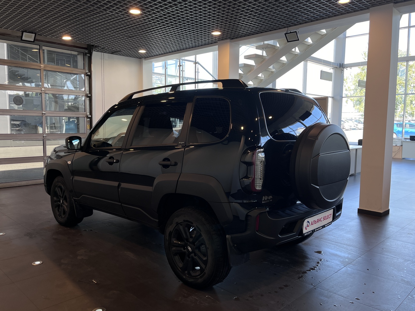 LADA NIVA TRAVEL