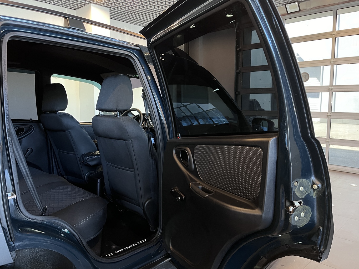 LADA NIVA TRAVEL