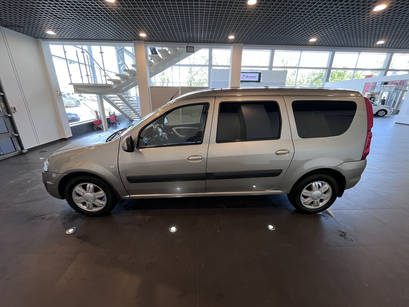 LADA LARGUS