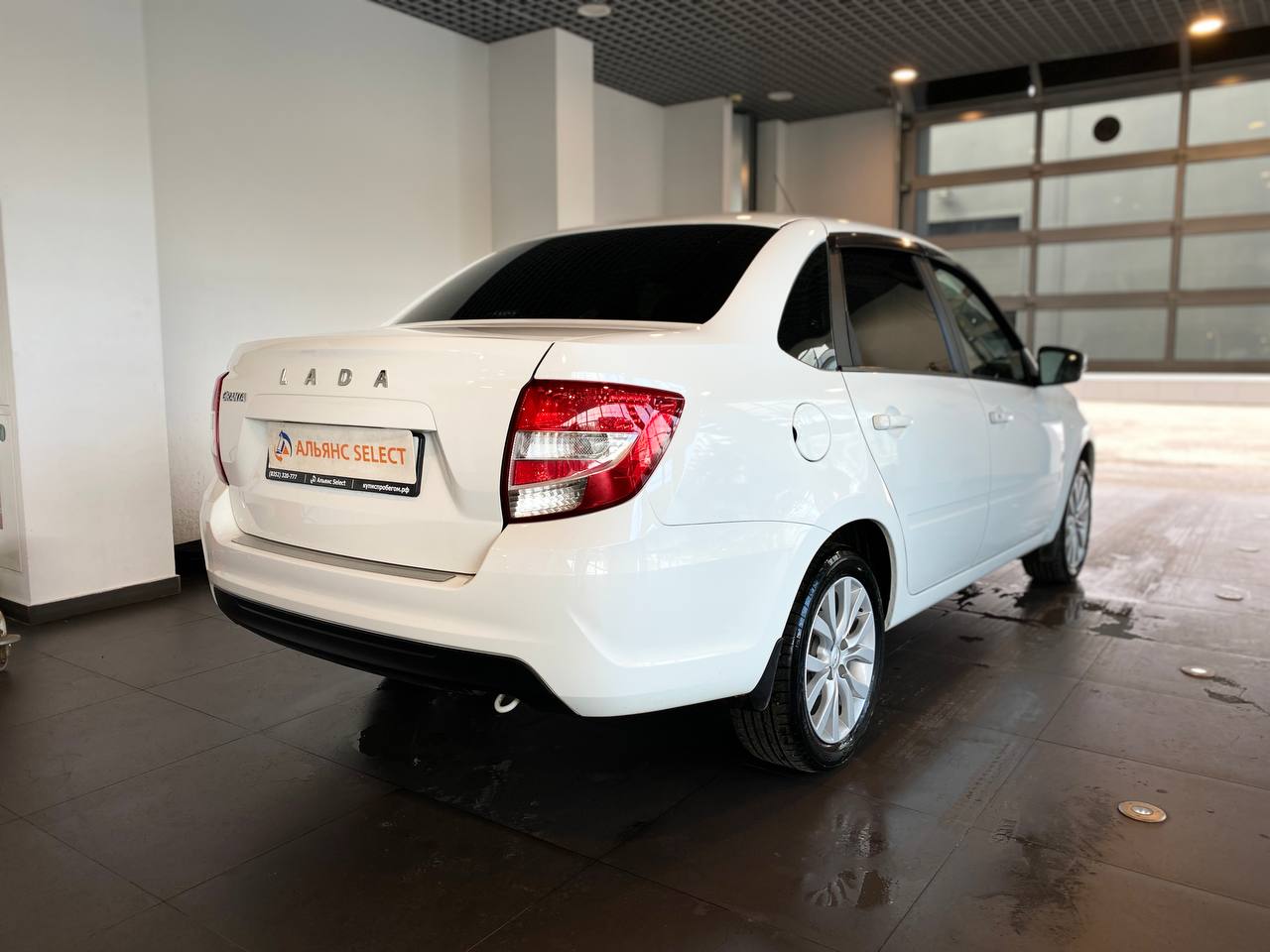 LADA GRANTA