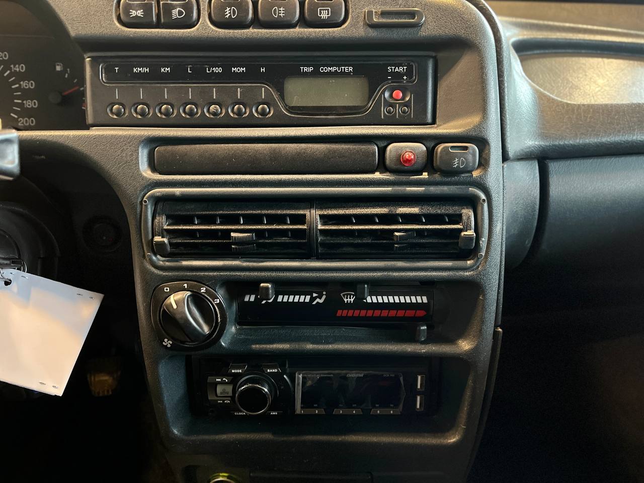 LADA 2114