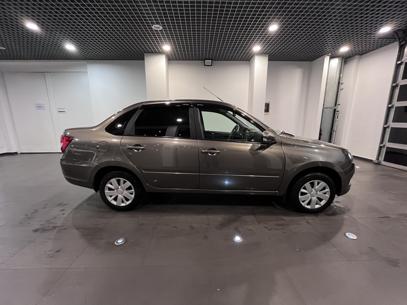 LADA GRANTA